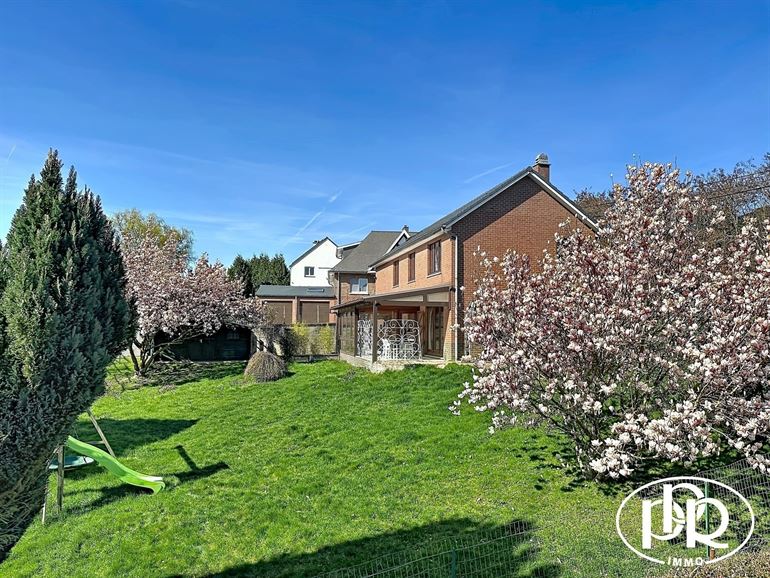 *** SOUS-OFFRE *** Villa 3 à 4 ch. avec garage, véranda et jardin SUD