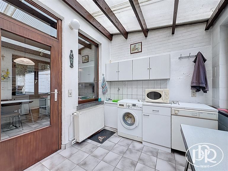 *** OFFRE ACCEPTÉE *** Jardin & terrasse SUD, parking, grenier aménageable