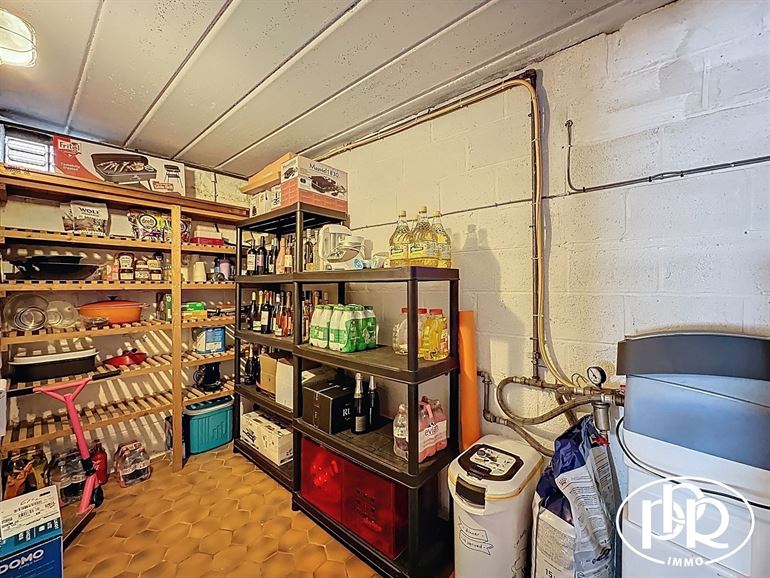 *** SOUS-OFFRE *** Villa 3 à 4 ch. avec garage, véranda et jardin SUD