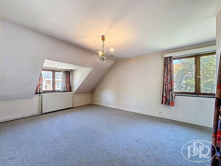 To renovate, Garage, Garden Southeast, Cellars, Attic