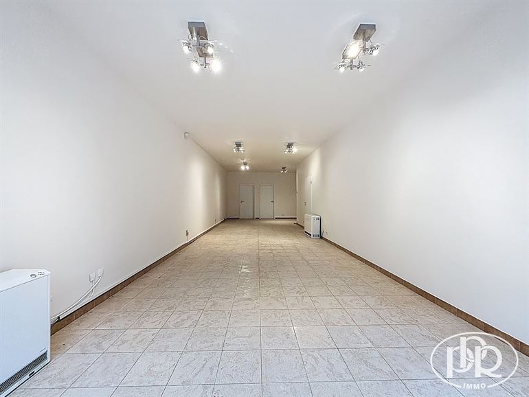 *** SOUS-OFFRE *** Surface commercial de 1er choix !