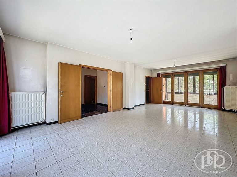 To renovate, Garage, Garden Southeast, Cellars, Attic