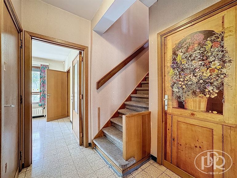 To renovate, Garage, Garden Southeast, Cellars, Attic