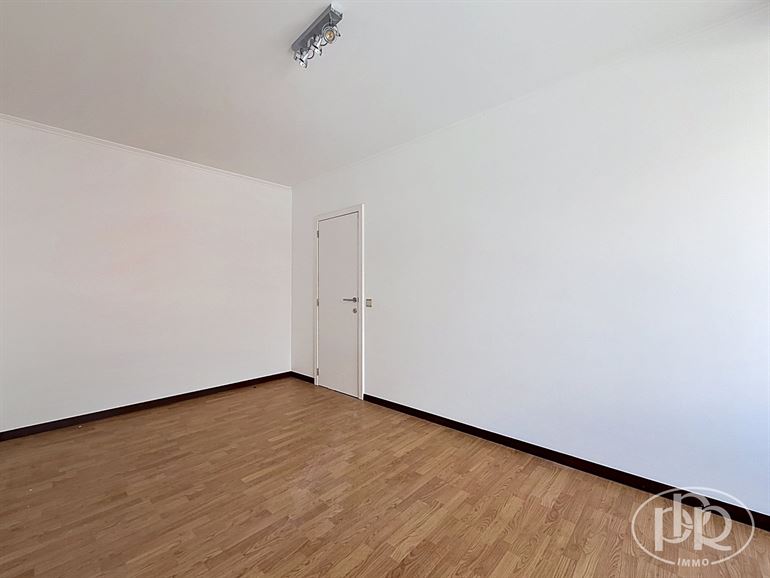 Kleine renovatie vereist, ideaal voor een 1e investering! Potentieel rendement van 6%