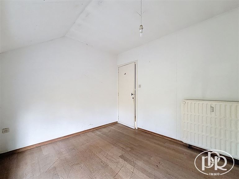 *** SOUS-OFFRE *** Carport, jardin et terrasse SUD