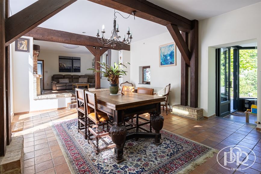 Magnifique fermette Lasnoise. Maison Kangourou