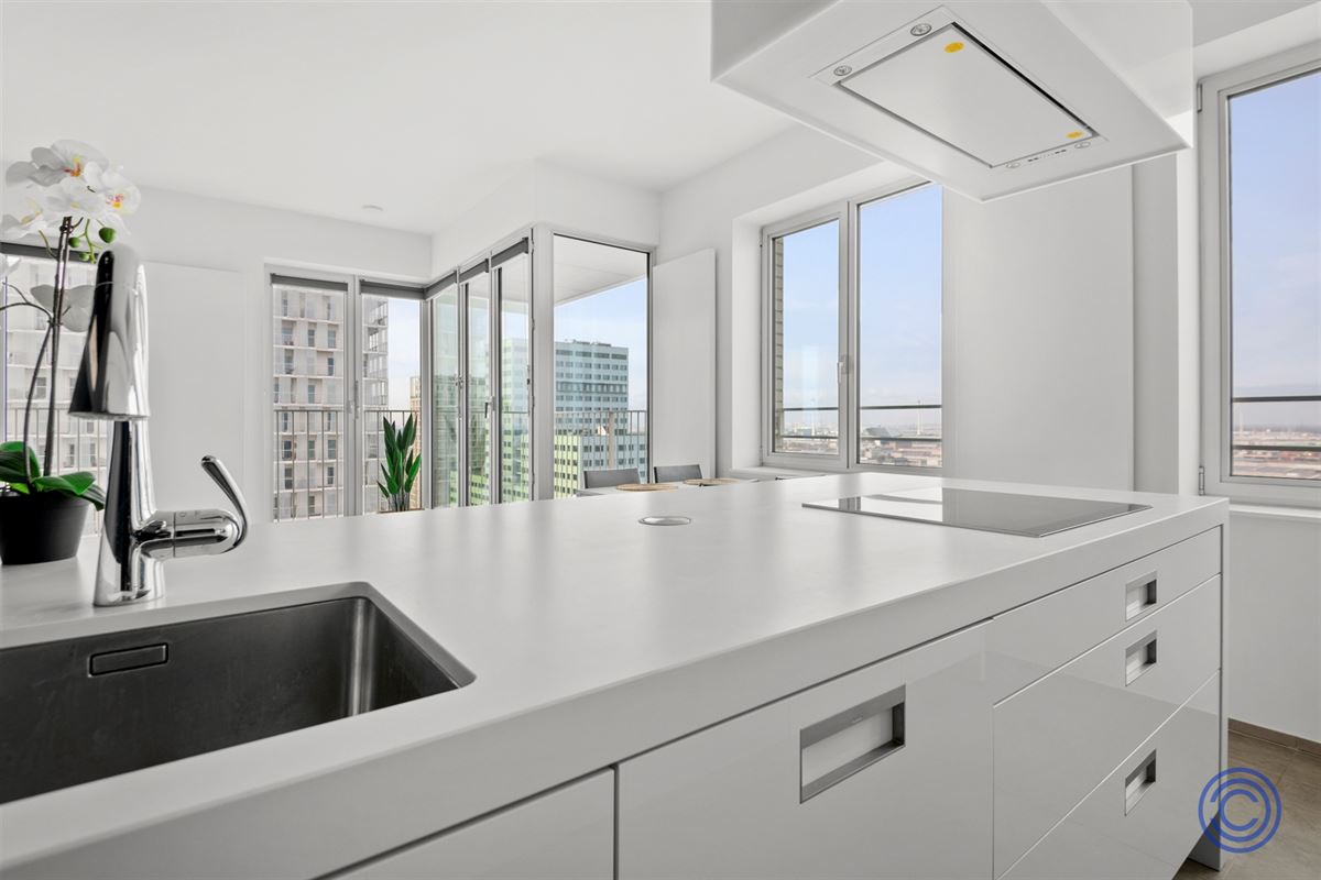 Luxueuze flat met terras - uniek uitzicht over Antwerpen!