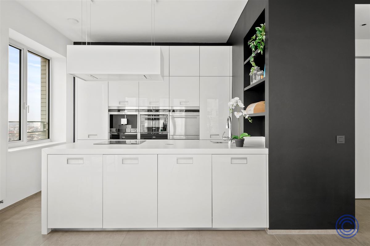 Luxueuze flat met terras - uniek uitzicht over Antwerpen!