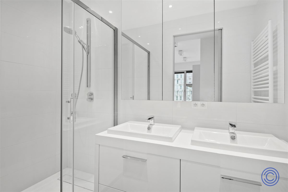 Luxueuze flat met terras - uniek uitzicht over Antwerpen!