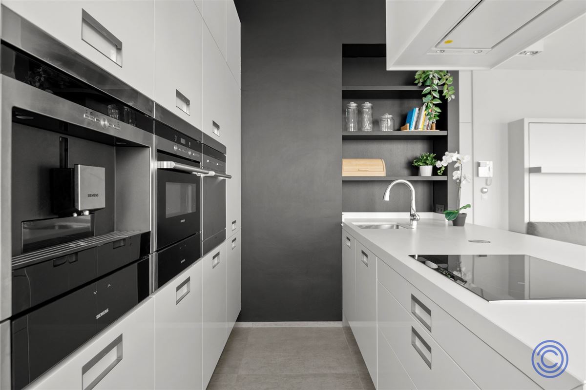 Luxueuze flat met terras - uniek uitzicht over Antwerpen!