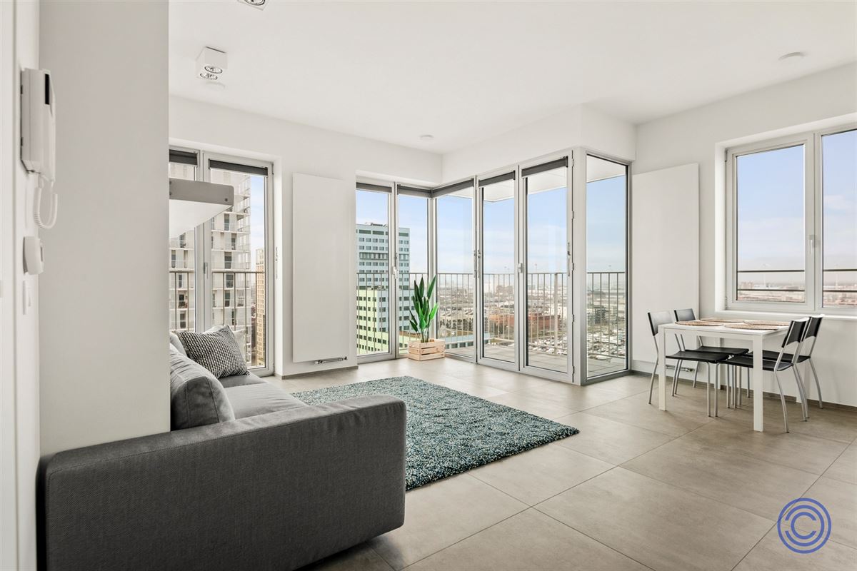 Luxueuze flat met terras - uniek uitzicht over Antwerpen!