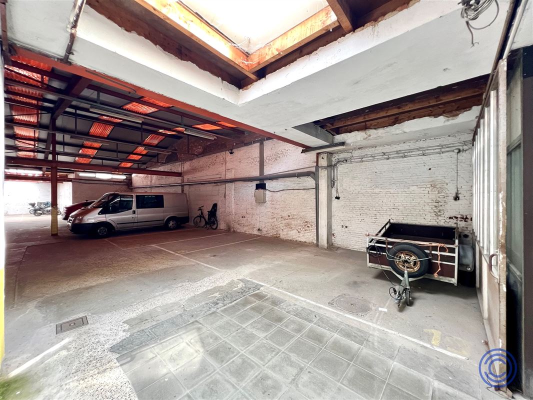 Magazijn ca. 700m² op centrale ligging!