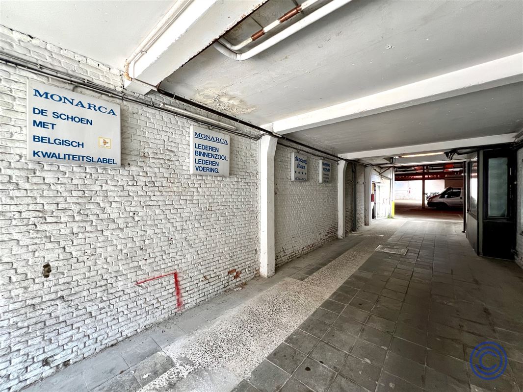 Magazijn ca. 700m² op centrale ligging!