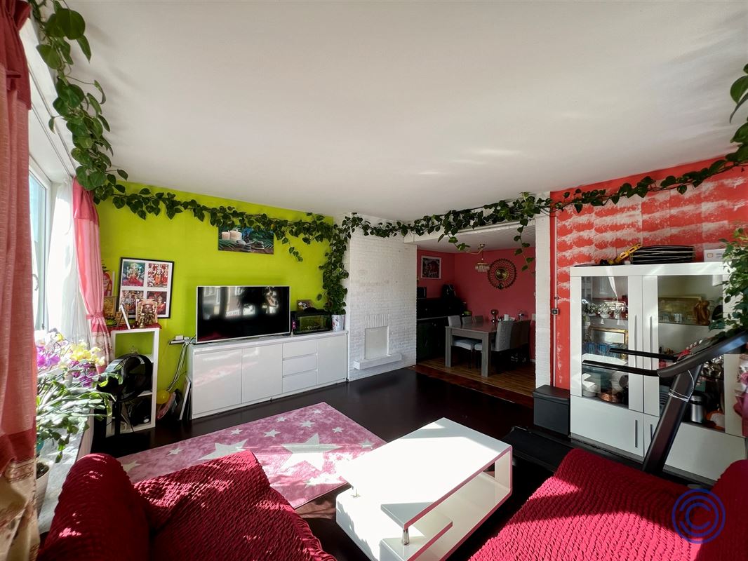 Gezellig 2-slpk HOEKappartement met groot terras!