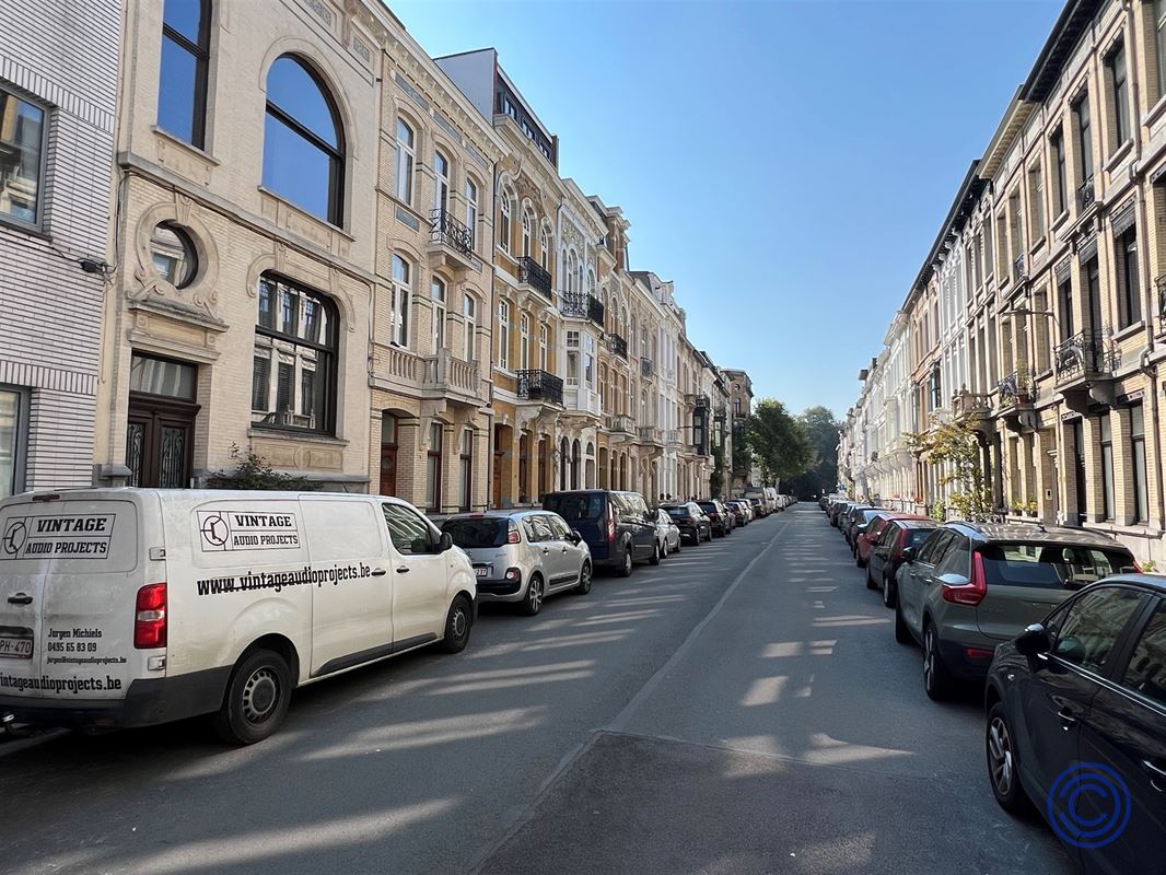 Lichtrijk 1-slpk appartement op centrale ligging!