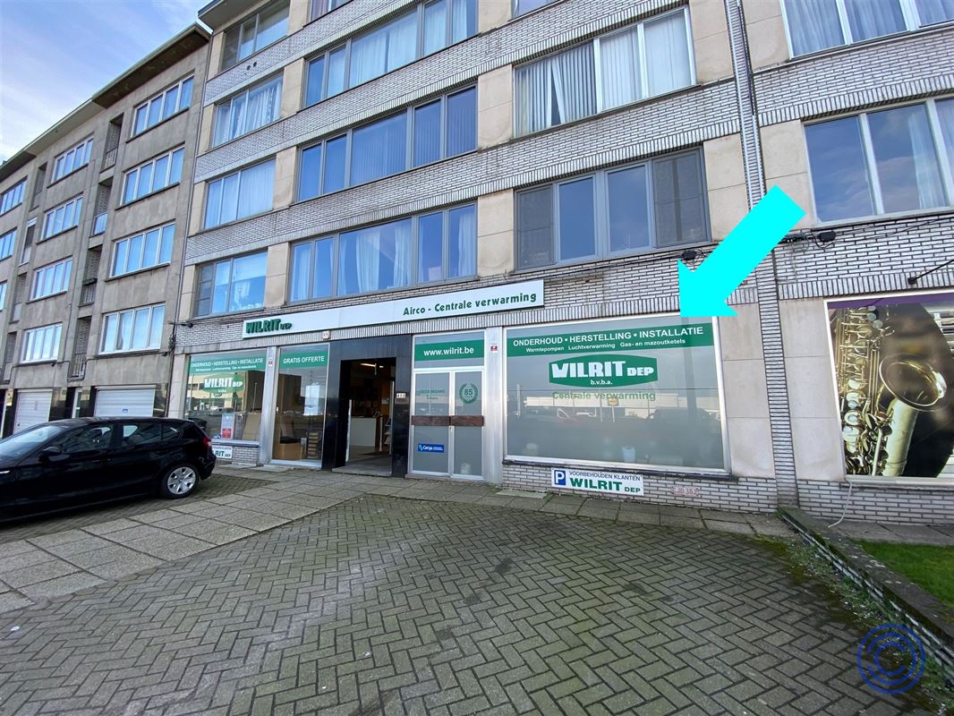 Handelspand met magazijn ca. 256m² op centrale ligging!