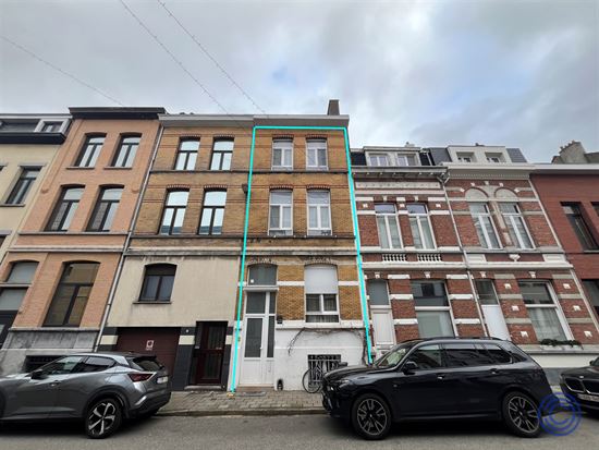 DE LESCLUZESTRAAT 84, huis te 2600 ANTWERPEN