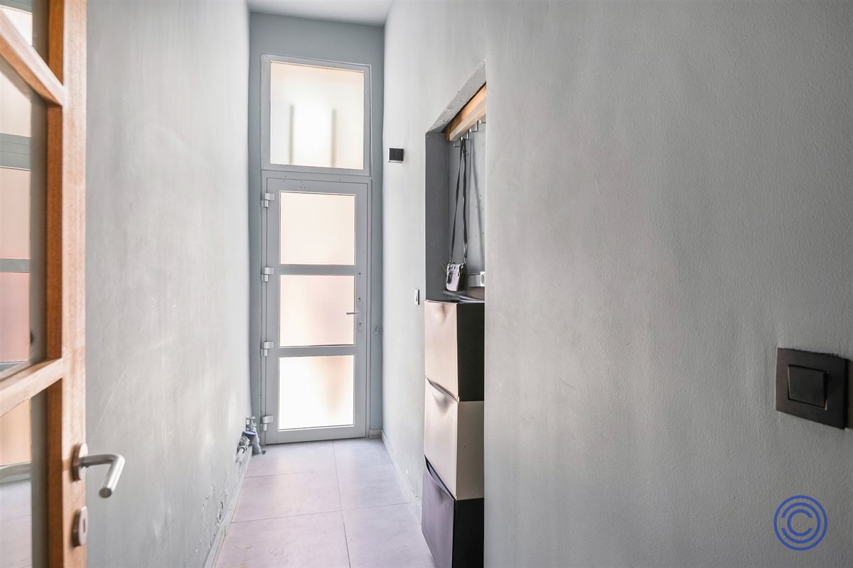 2-slpk woning met veel potentieel in autoluwe straat!