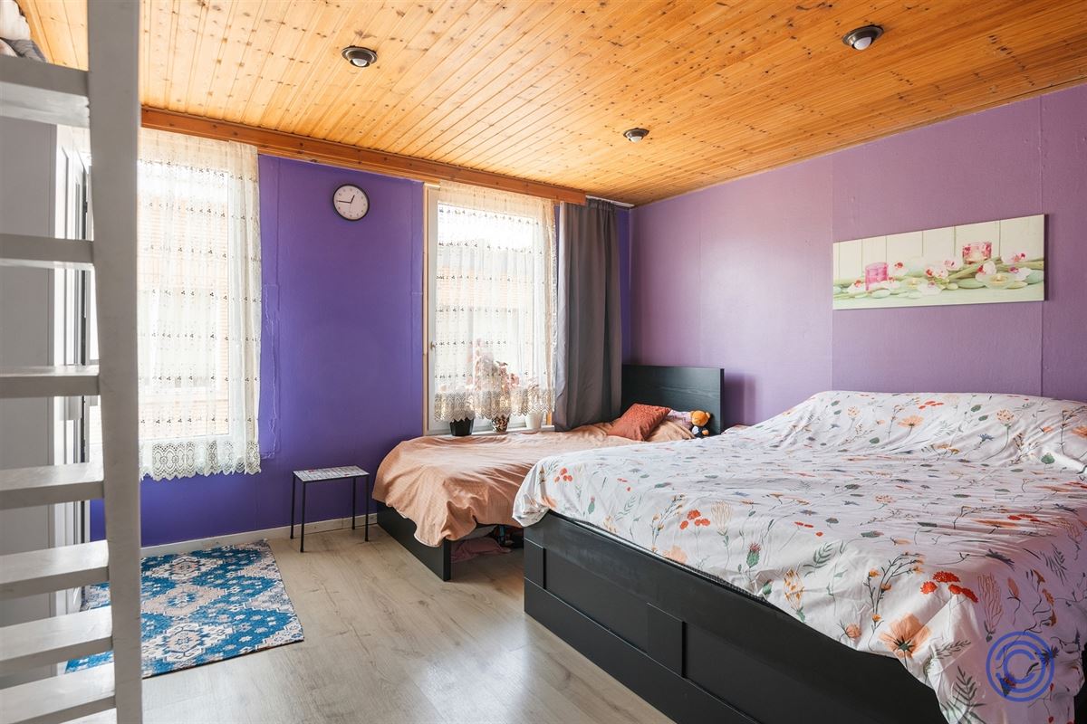 2-slpk woning met veel potentieel in autoluwe straat!