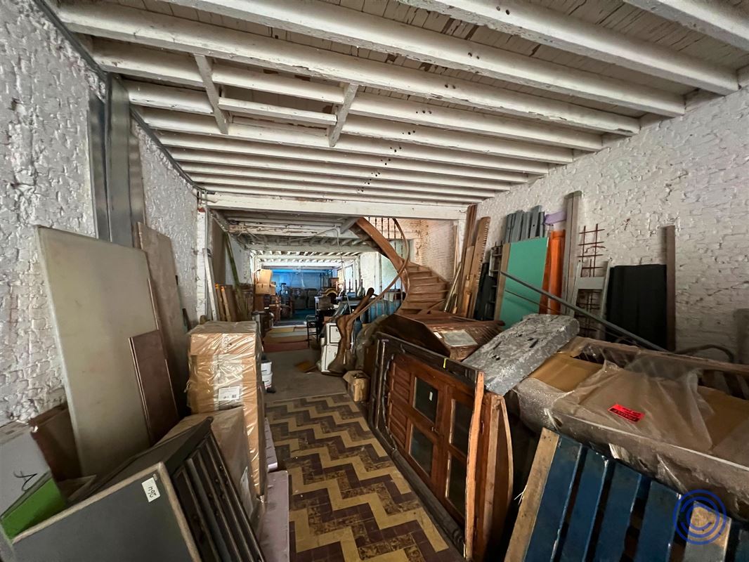 Uniek gebouw met enorm potentieel!