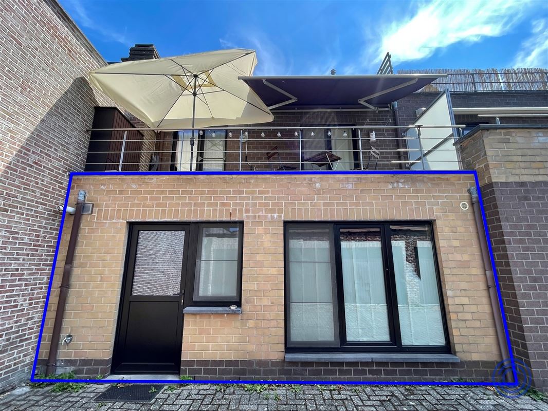 IN OPTIE: Handelspand/kantoor ca. 97m² in centrum Zoersel!