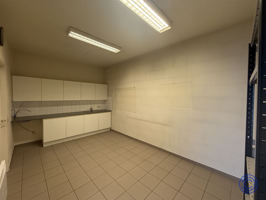 Kantoor ca. 240m² op de Noorderlaan!