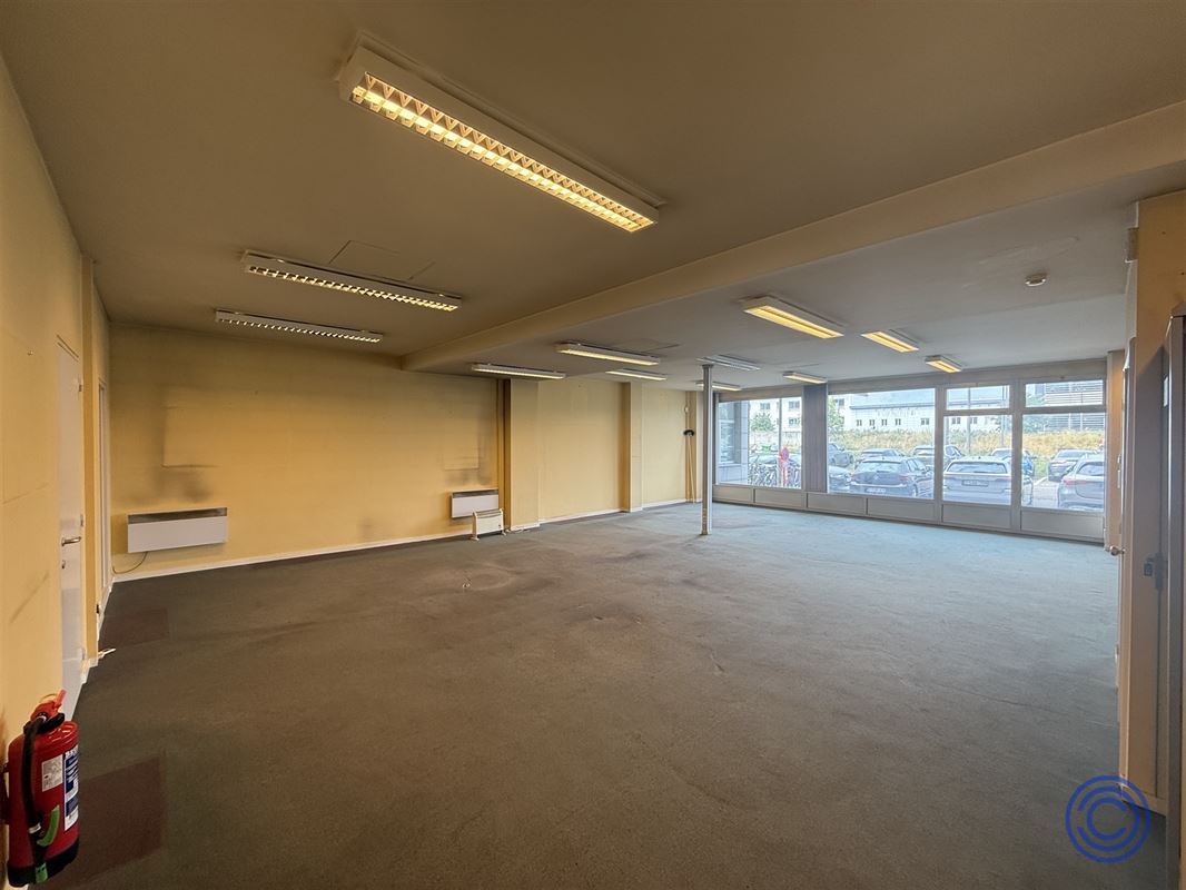 Kantoor ca. 240m² op de Noorderlaan!