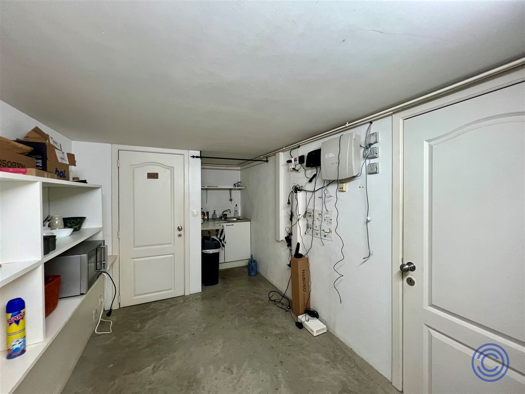 Winkelruimte ca. 160m² in karaktervol gebouw met 6% rendement!