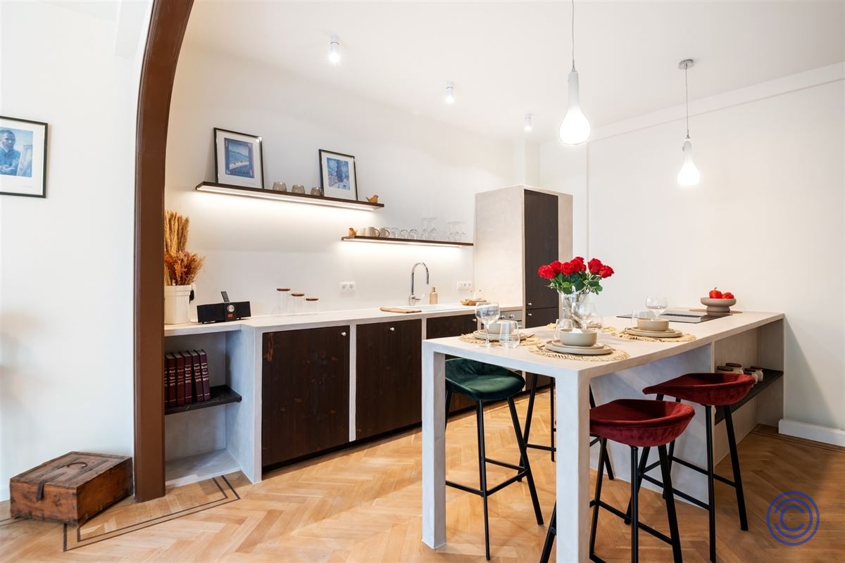 TOP gerenoveerd appartement in hippe buurt!