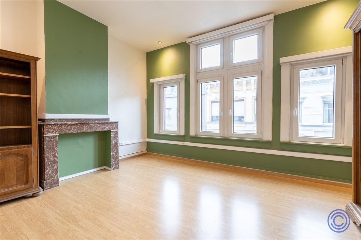 Neotraditioneel herenhuis met terras van 30m²!