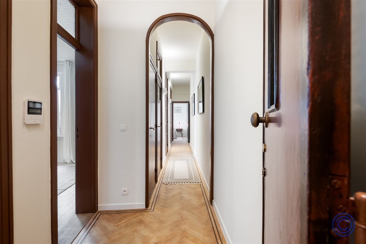 TOP gerenoveerd appartement in hippe buurt!