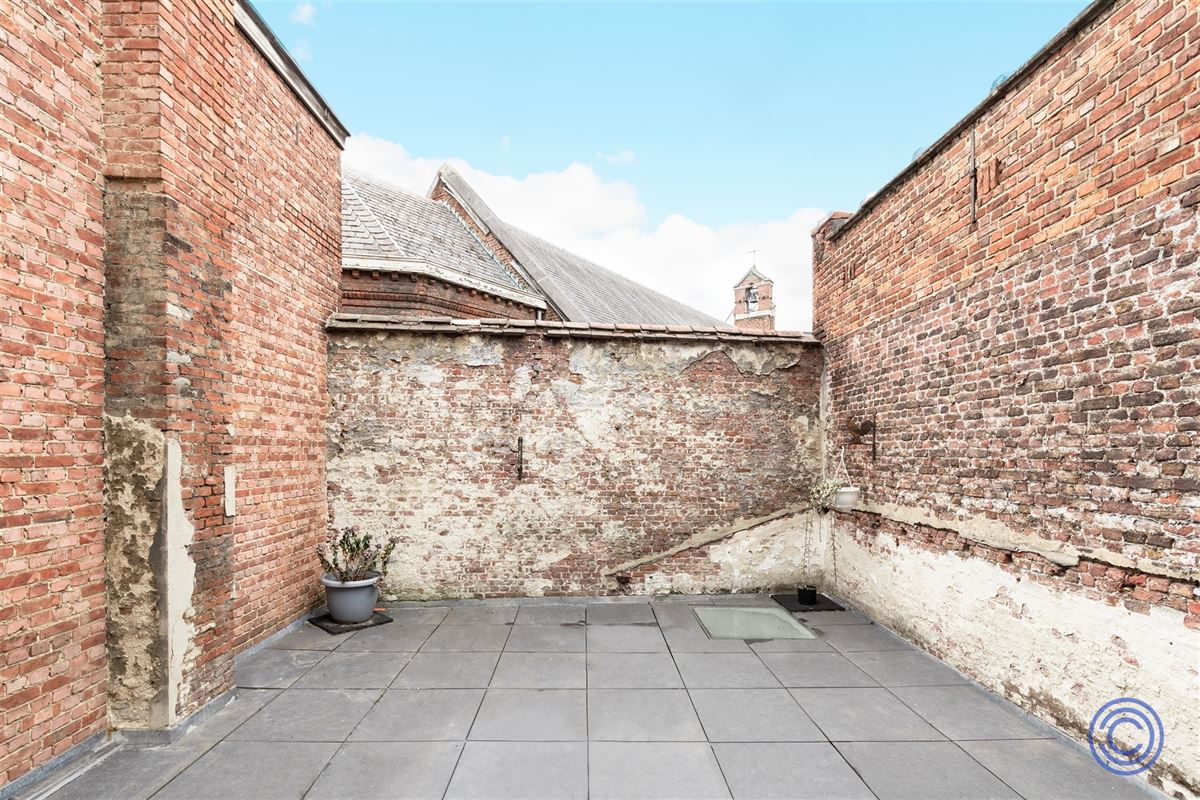 Neotraditioneel herenhuis met terras van 30m²!