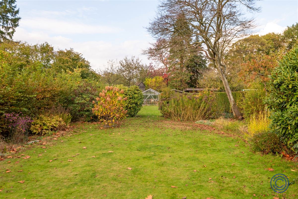 Te renoveren HOB + Restperceel