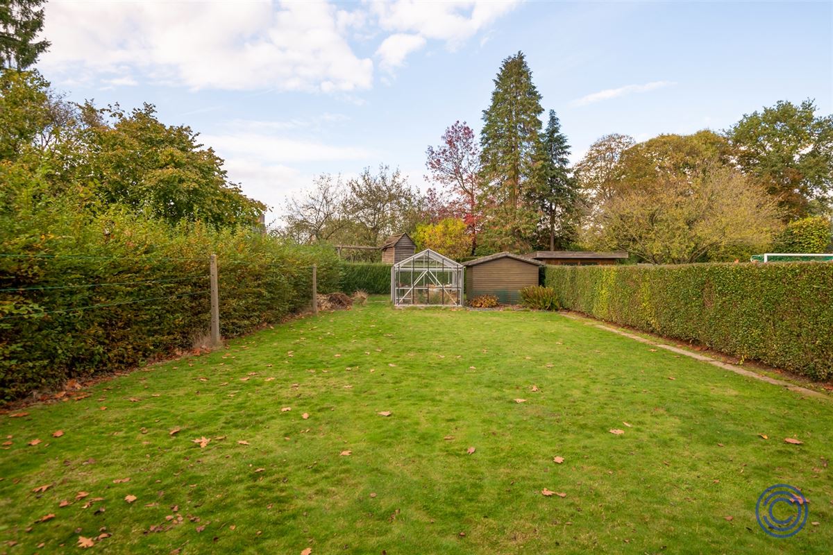 Te renoveren HOB + Restperceel