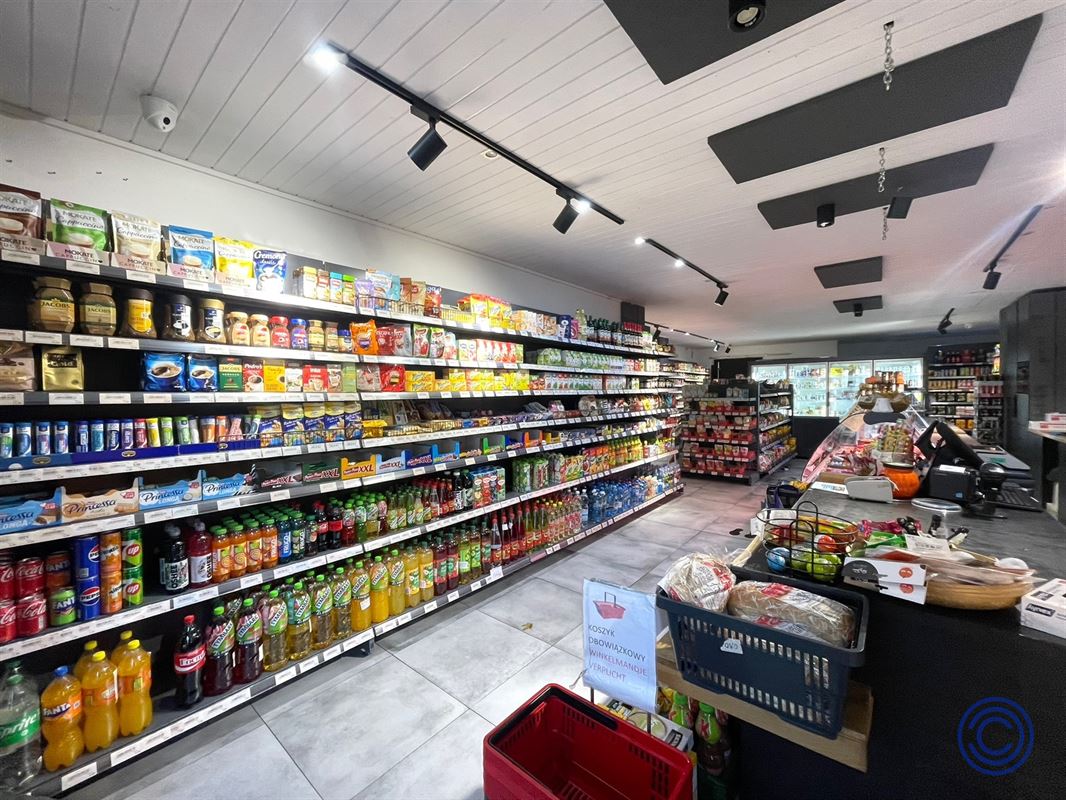 Centraal gelegen commerciële ruimte!