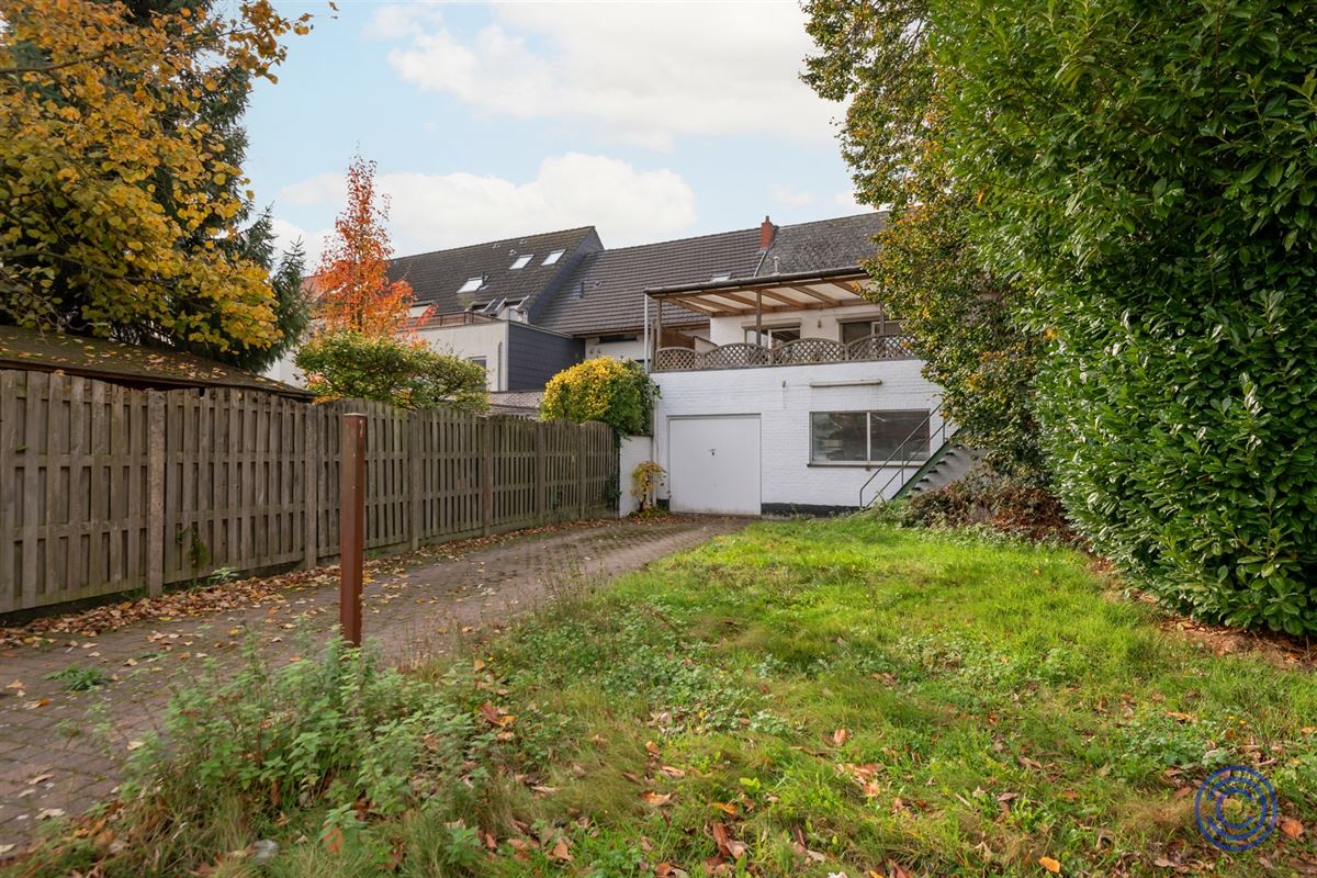Gebouw ca. 420m² met verschillende ontwikkelingsmogelijkheden