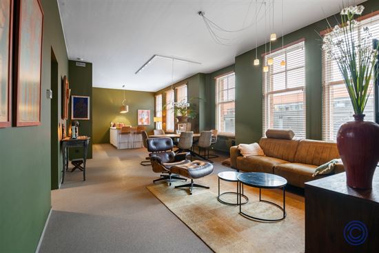 Hoogwaardig afgewerkt appartement in UNIEK gebouw!