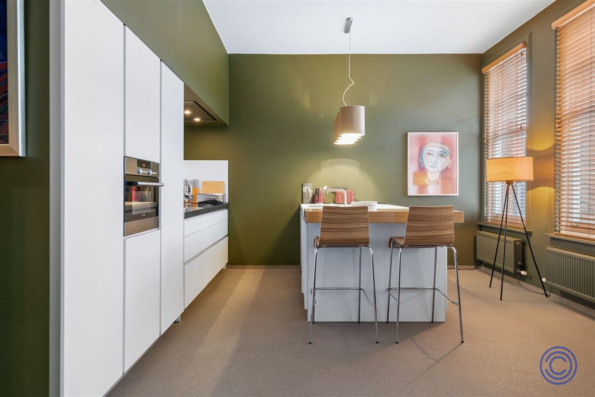 Hoogwaardig afgewerkt appartement in UNIEK gebouw!