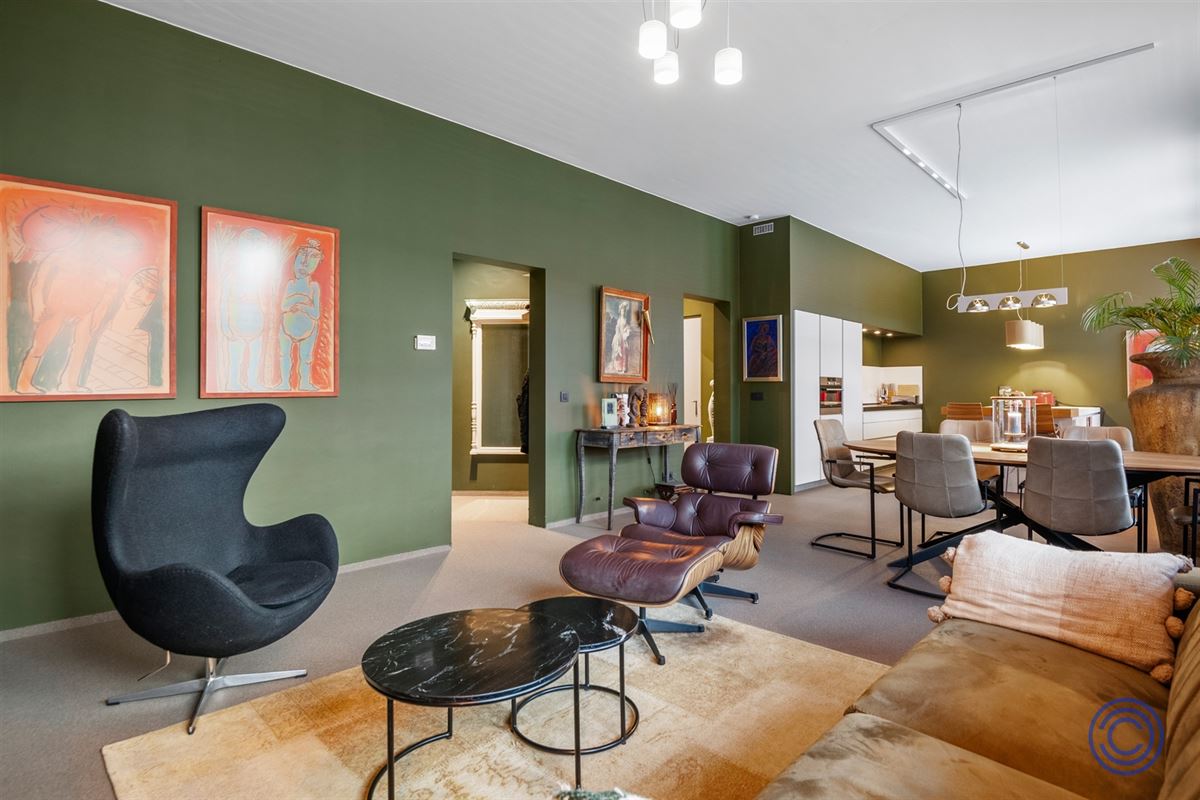 Hoogwaardig afgewerkt appartement in UNIEK gebouw!