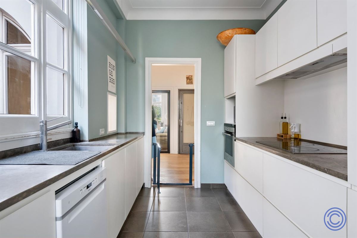 Appartement duplex de caractère avec terrasse au cœur de Zurenborg !