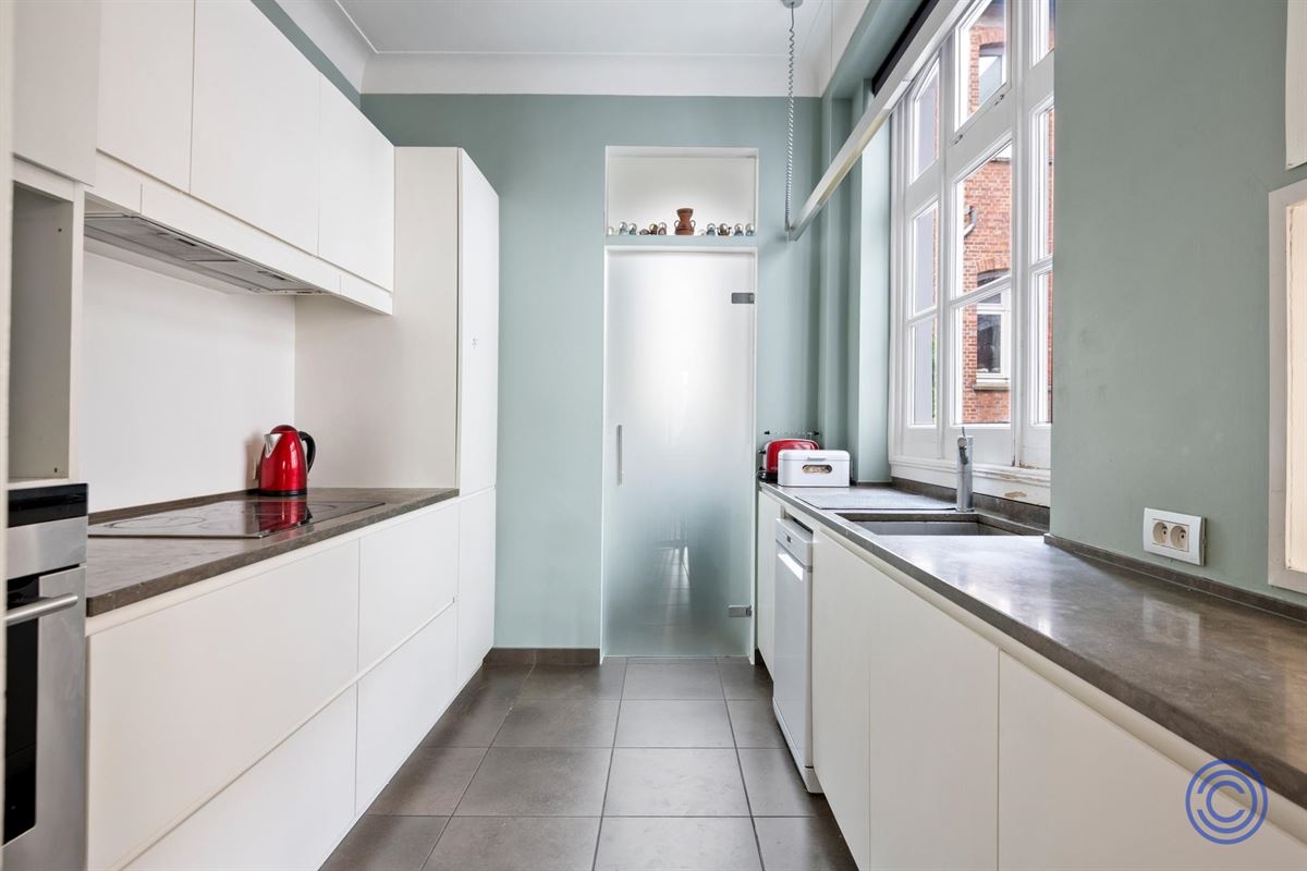 Appartement duplex de caractère avec terrasse au cœur de Zurenborg !
