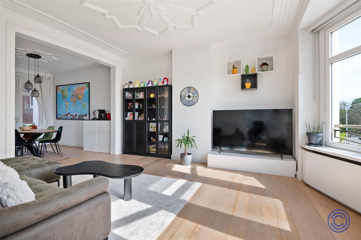 Appartement duplex de caractère avec terrasse au cœur de Zurenborg !