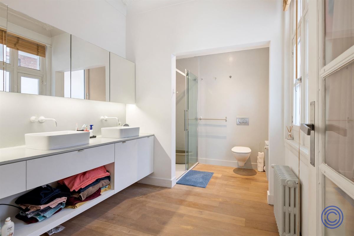 Appartement duplex de caractère avec terrasse au cœur de Zurenborg !