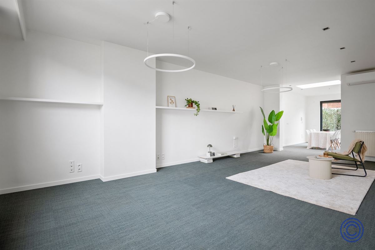 Statig, gerenoveerd herenhuis met 3 ruime slaapkamers en stadstuin!