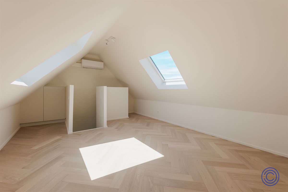 Appartement de prestige avec terrasse ensoleillée à proximité de la très prisée Marnixplaats