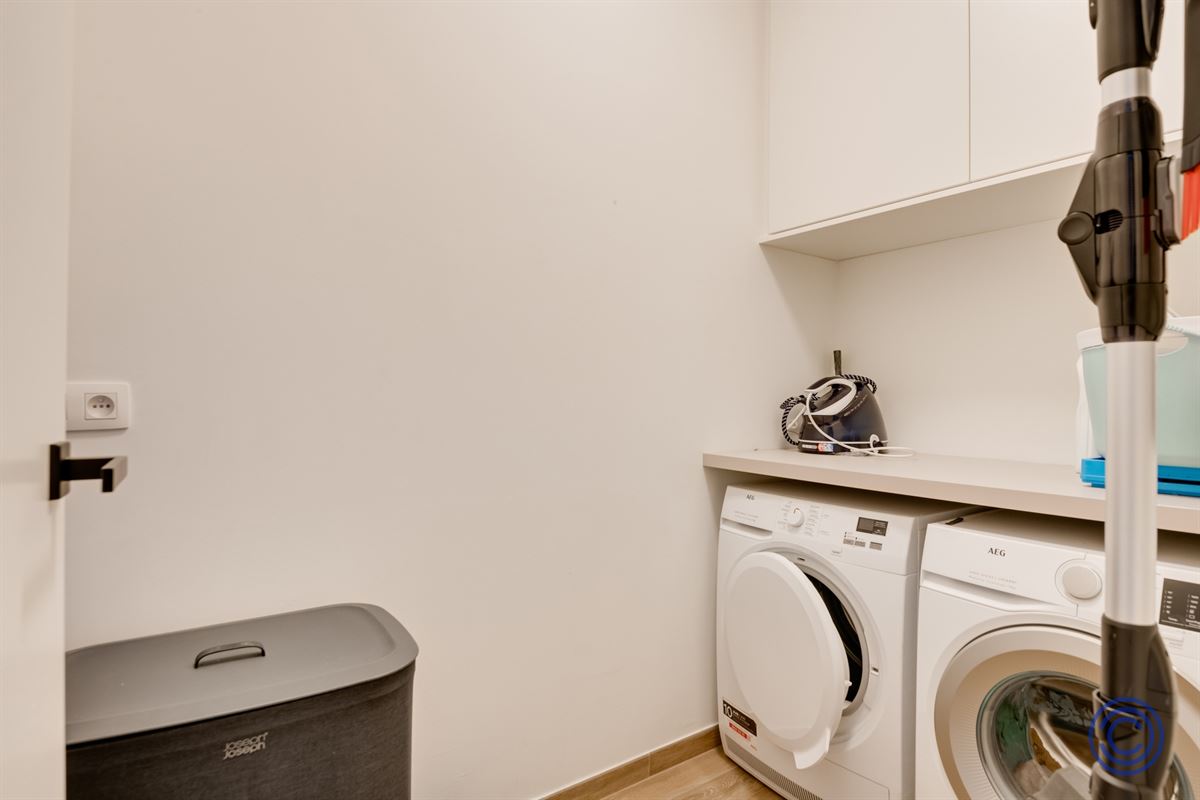Luxuriously finished 3-bedroom BEN apartment with a terrace!