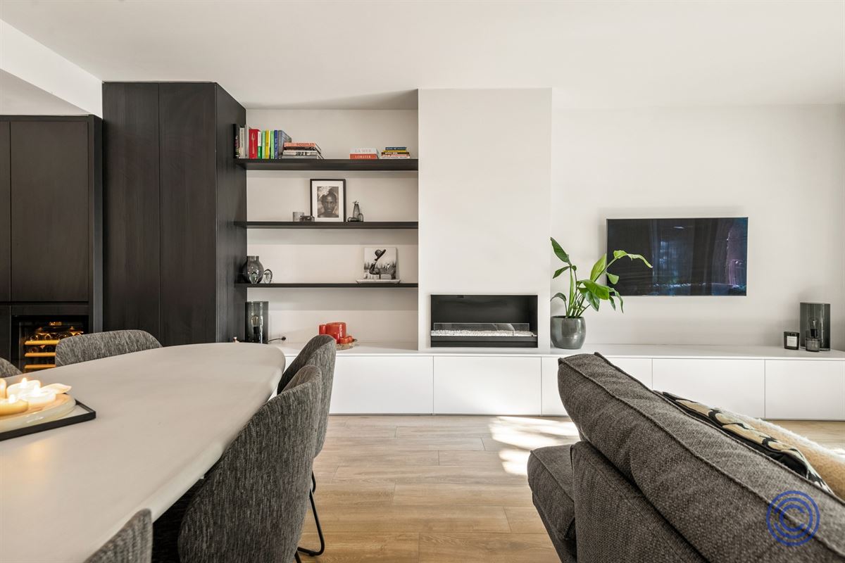 Luxuriously finished 3-bedroom BEN apartment with a terrace!
