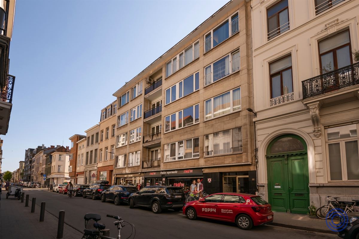 Cozy apartment with a large, sunny terrace right in the heart of the city!