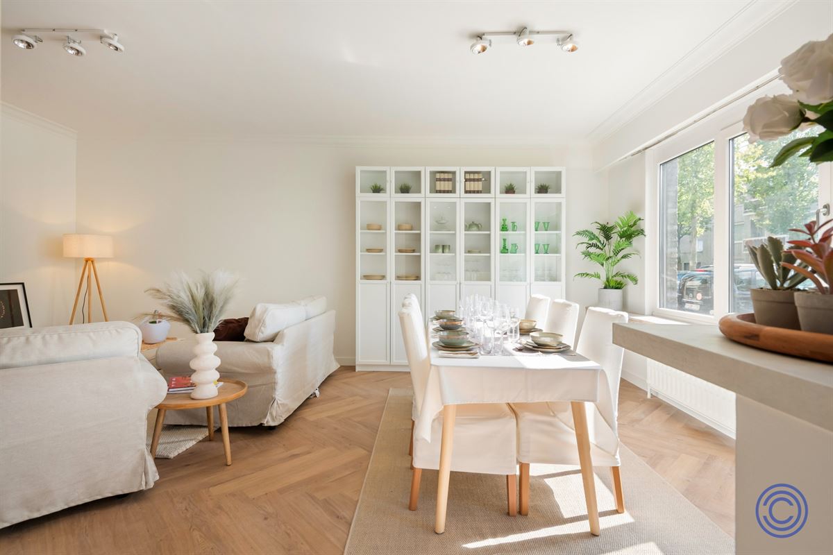 Appartement de 2 chambres entièrement rénové avec un joli jardin !