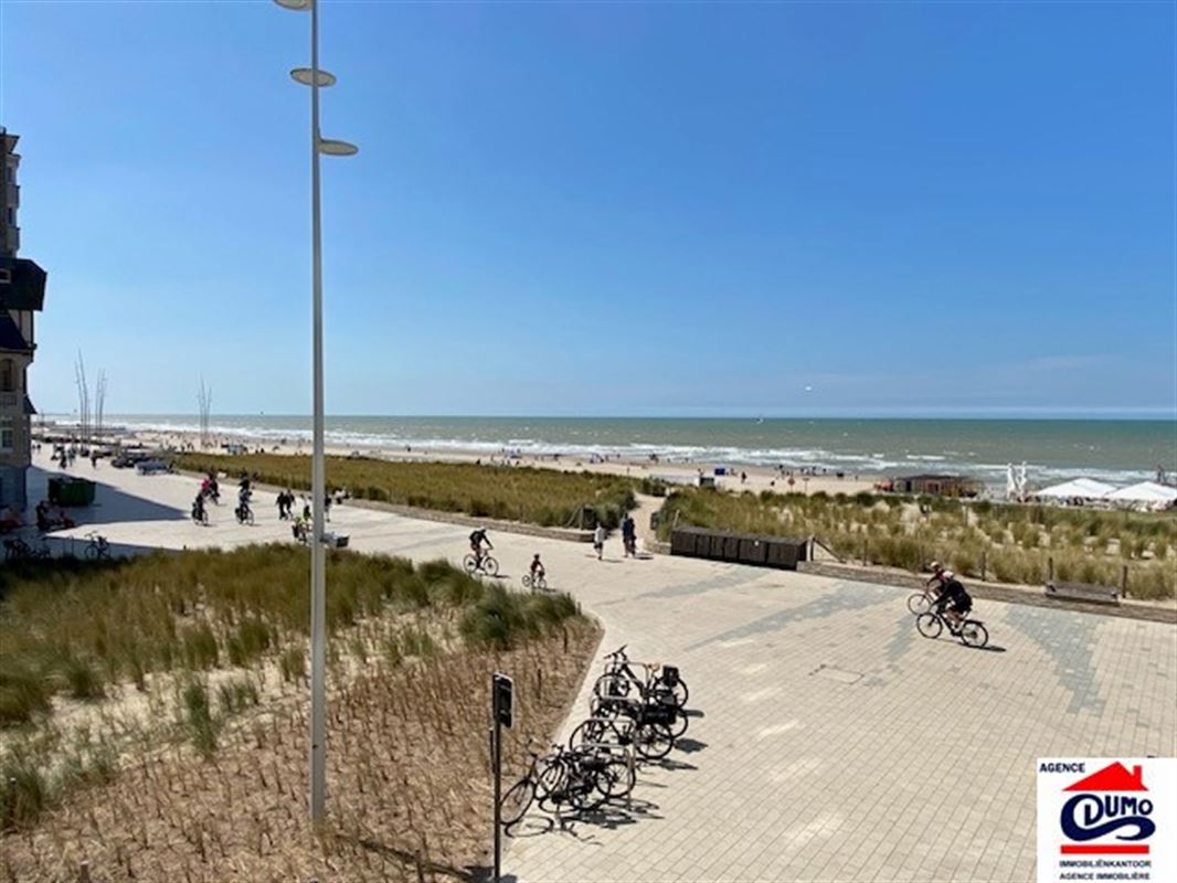 Gemeubeld appartement 2 slaapkamers met fenomenaal zeezicht!